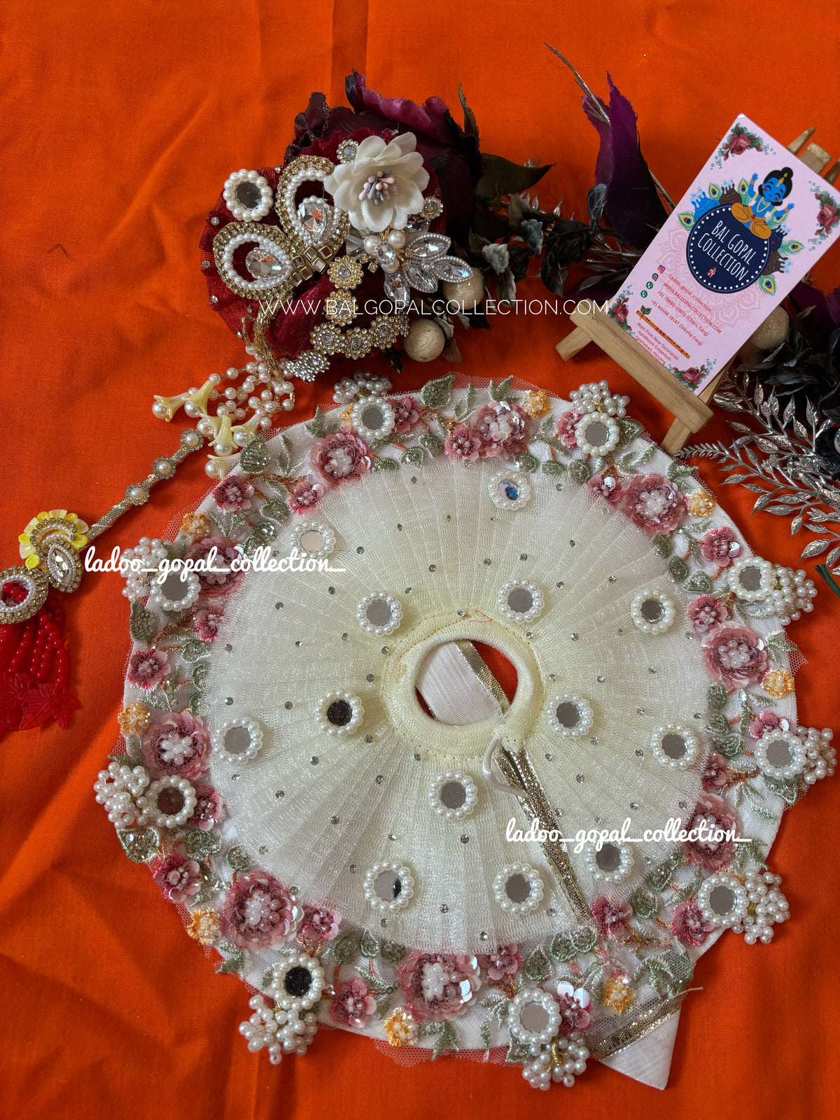 Heavy white poshak for laddu gopal