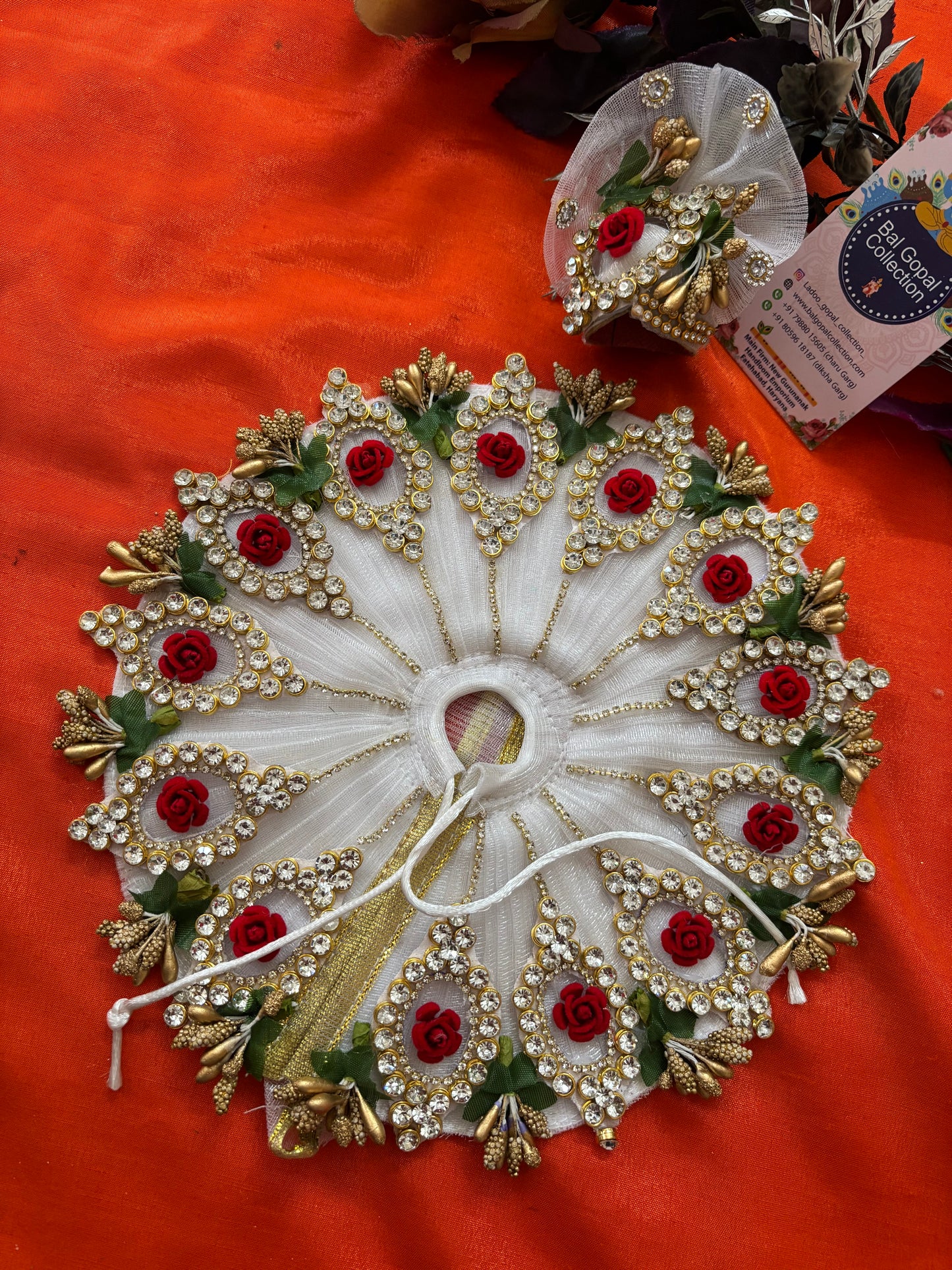 Heavy white poshak with roses for laddu gopal