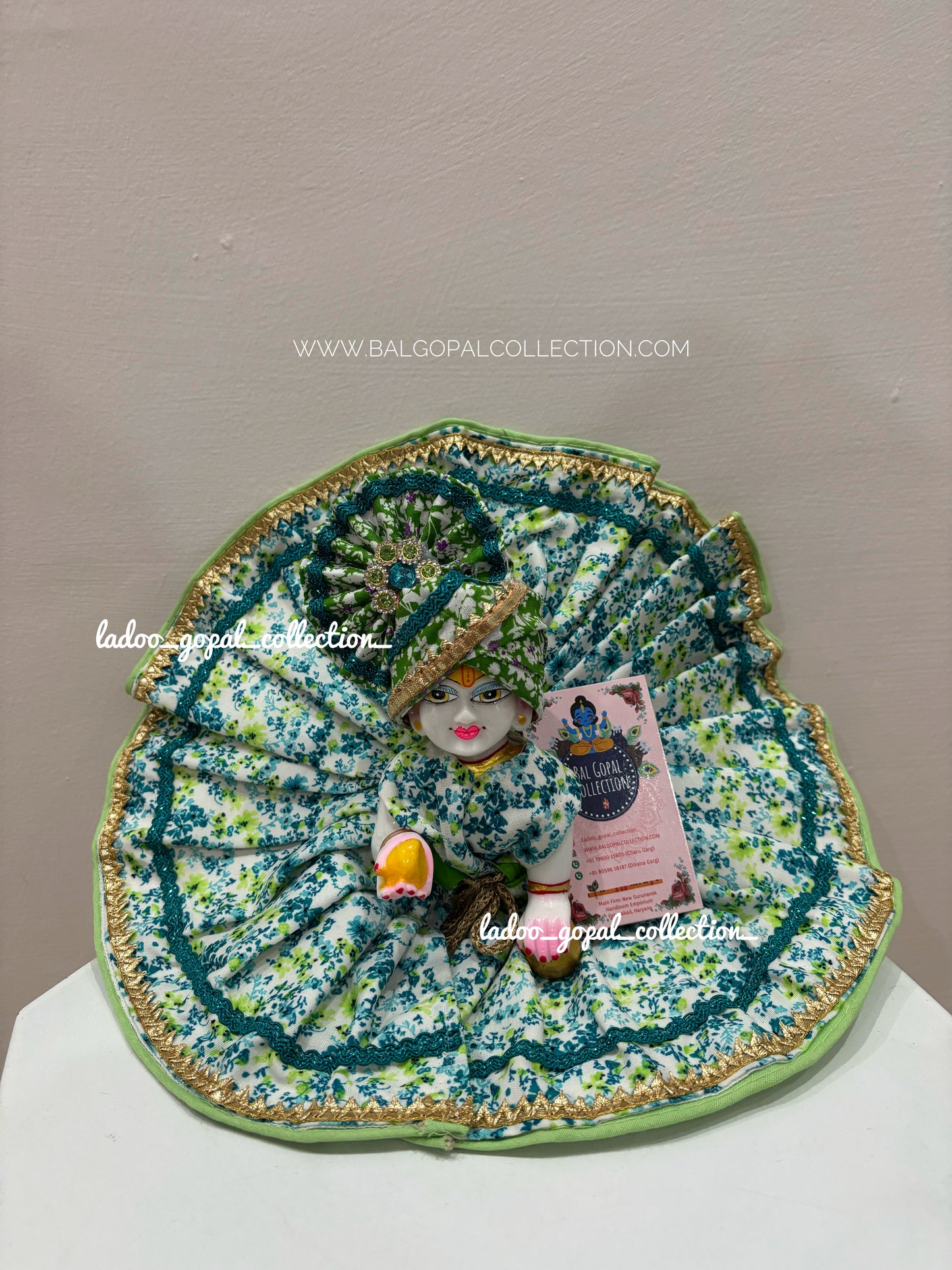Cotton poshak with pagdi for laddu gopal