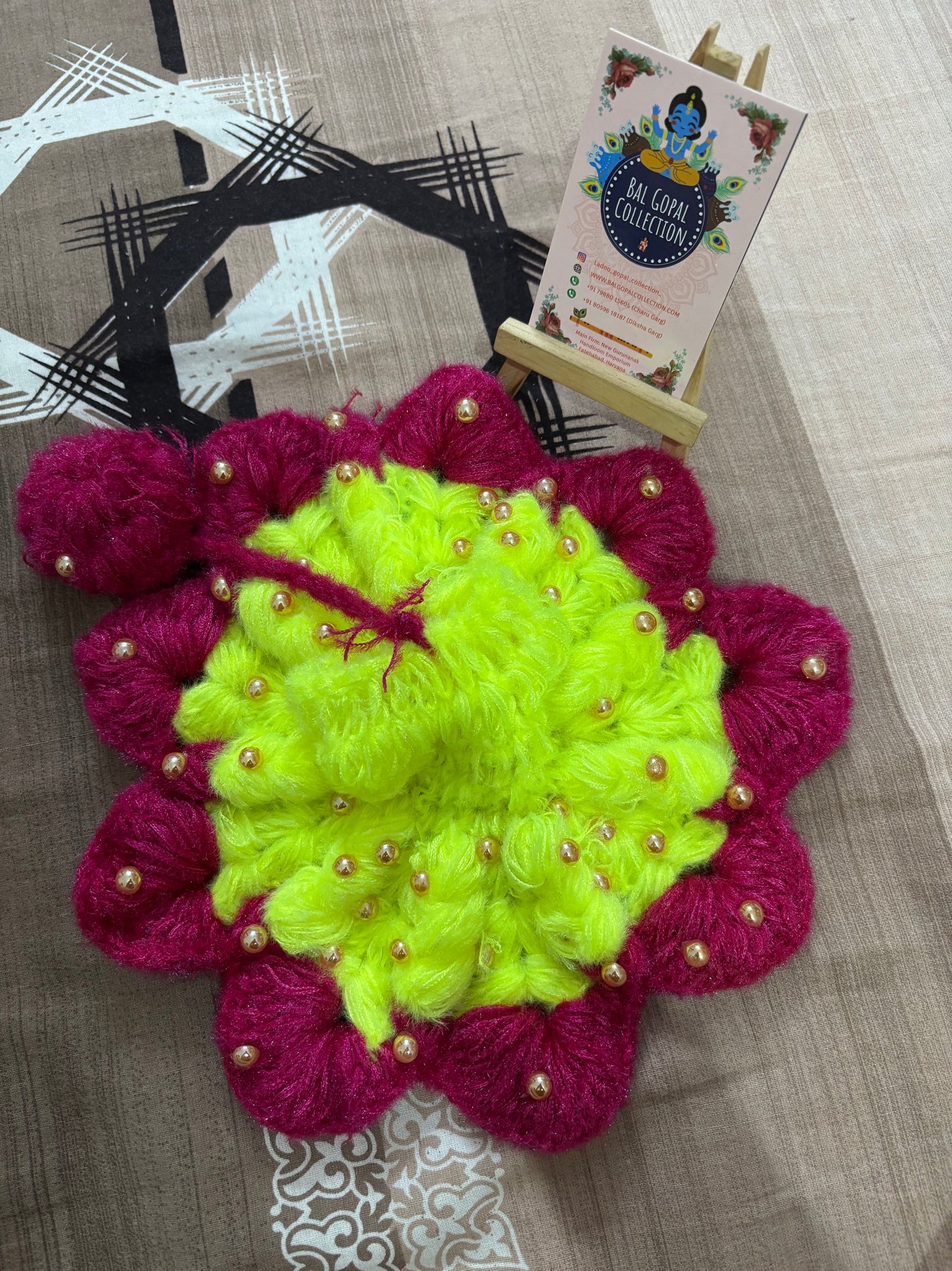 Woollen poshak size 4