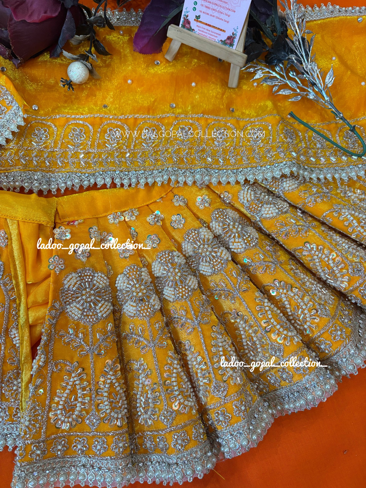Signature Radha Krishna Poshak (RK set)