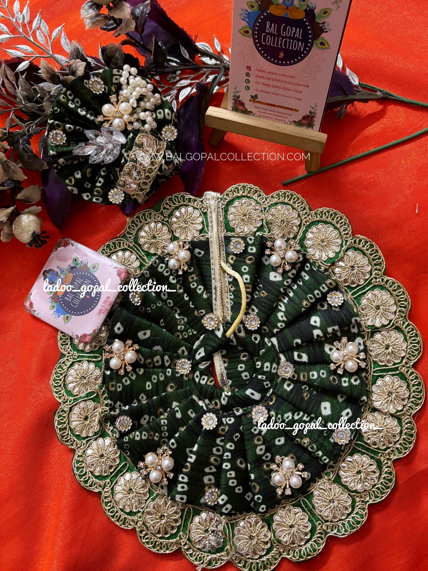 Green bandhej poshak laddu gopal