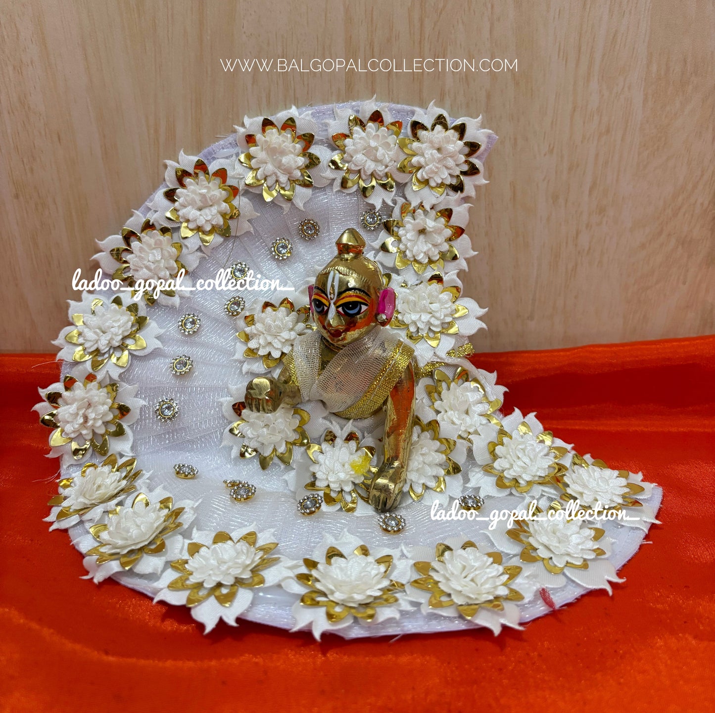 White moon laddu gopal poshak
