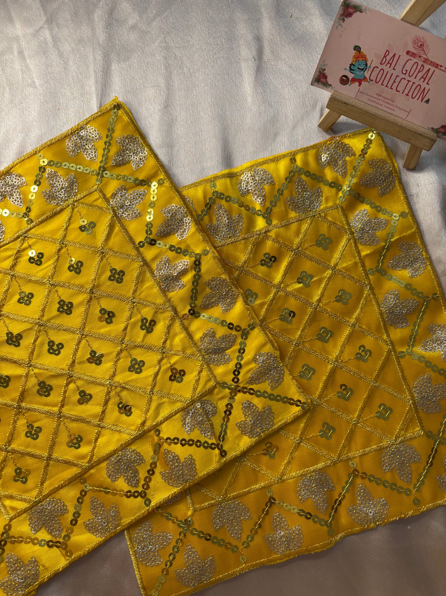 Aasan for laddu gopal (10*10)