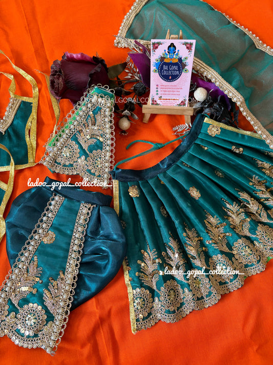 Heavy fabric Radha Krishna Poshak (9 inch)
