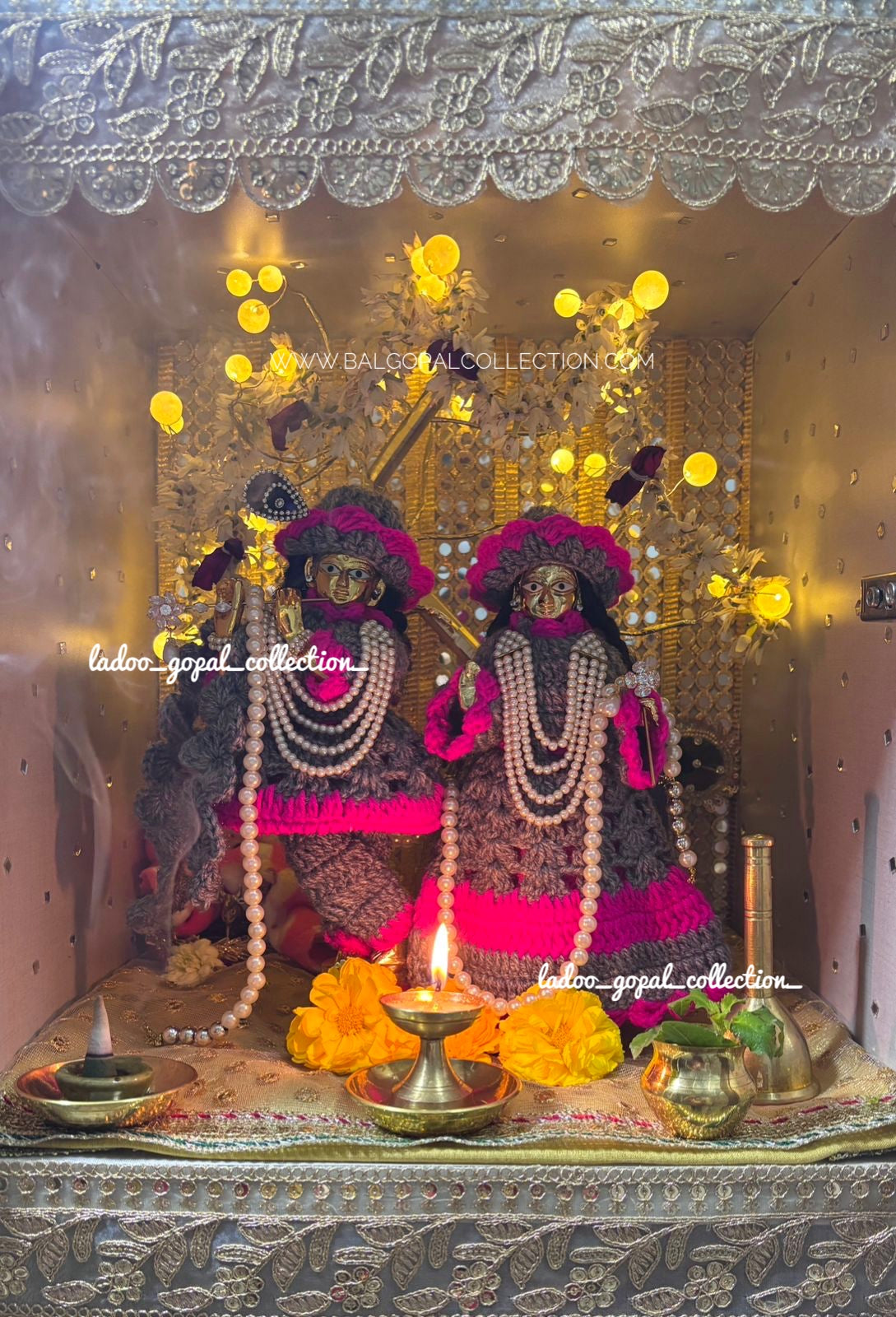 Woollen radha krishna poshak