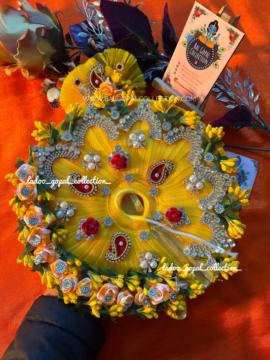 Heavy yellow poshak with pagdi for laddu gopal