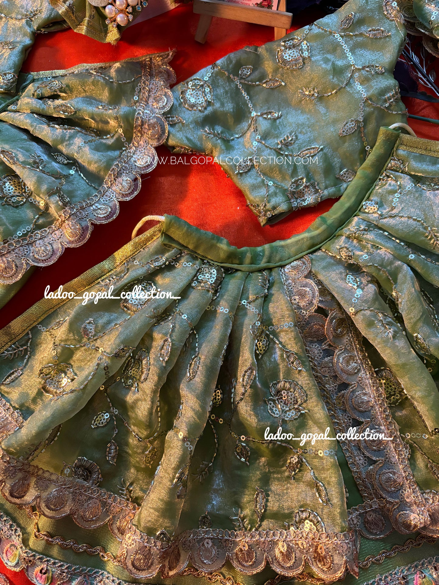 Radha-krishna Poshak (RK Set)