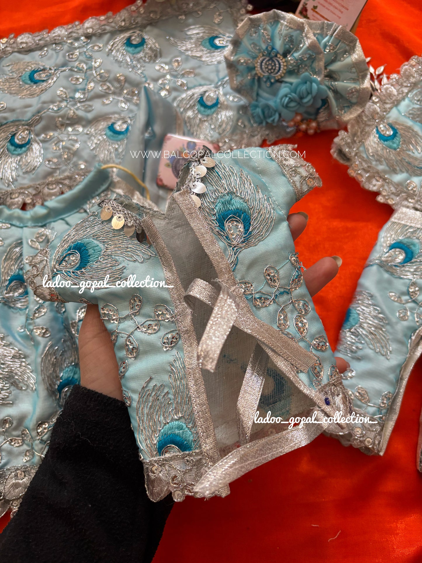 Radha-krishna Poshak (RK Set)