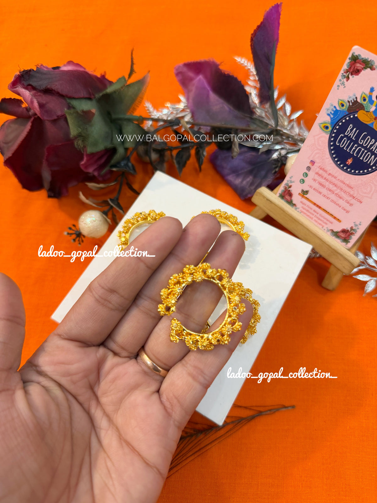 Heavy gold bangles for laddu Gopal