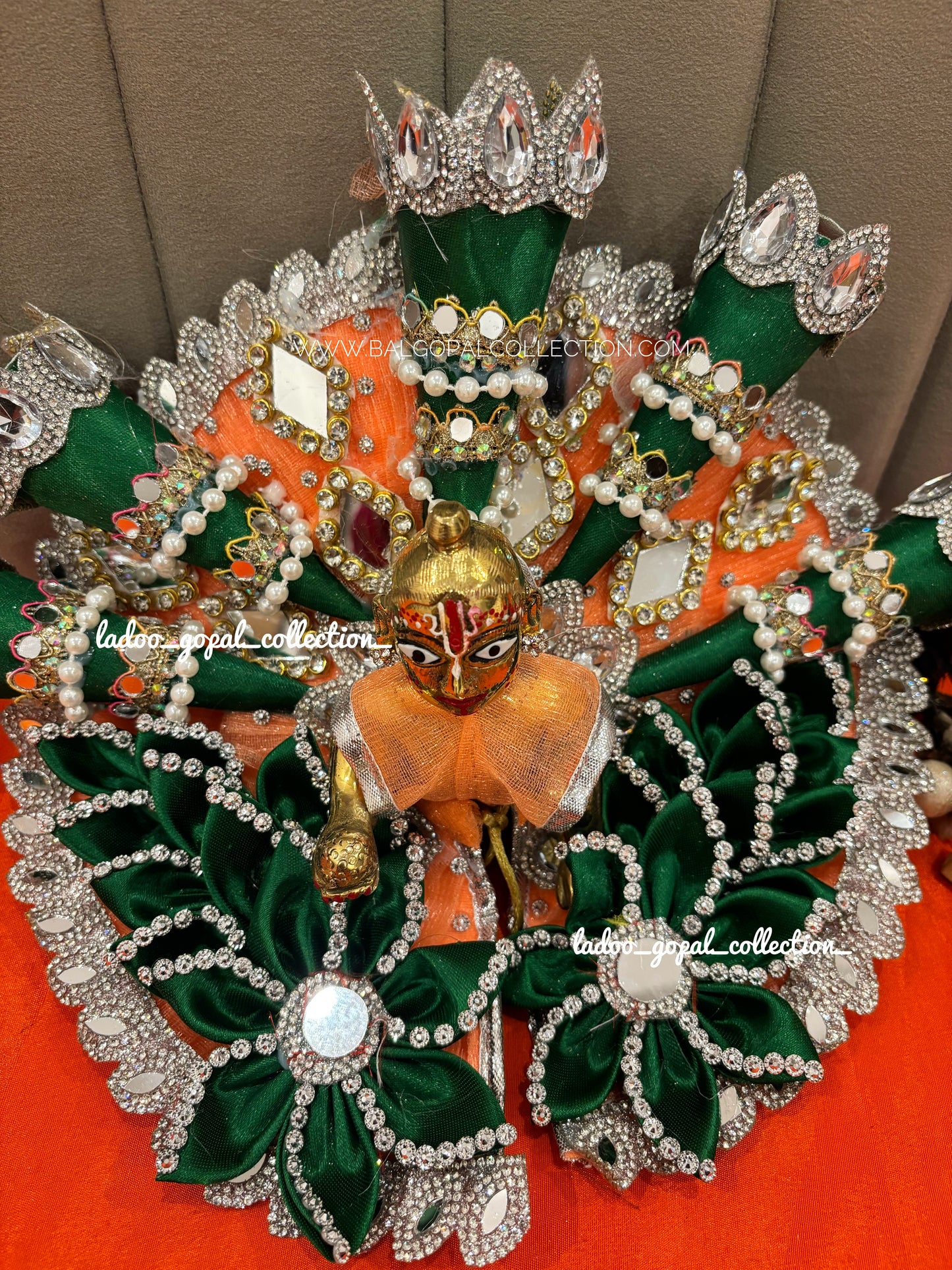 Mohan heavy poshak for laddu gopal