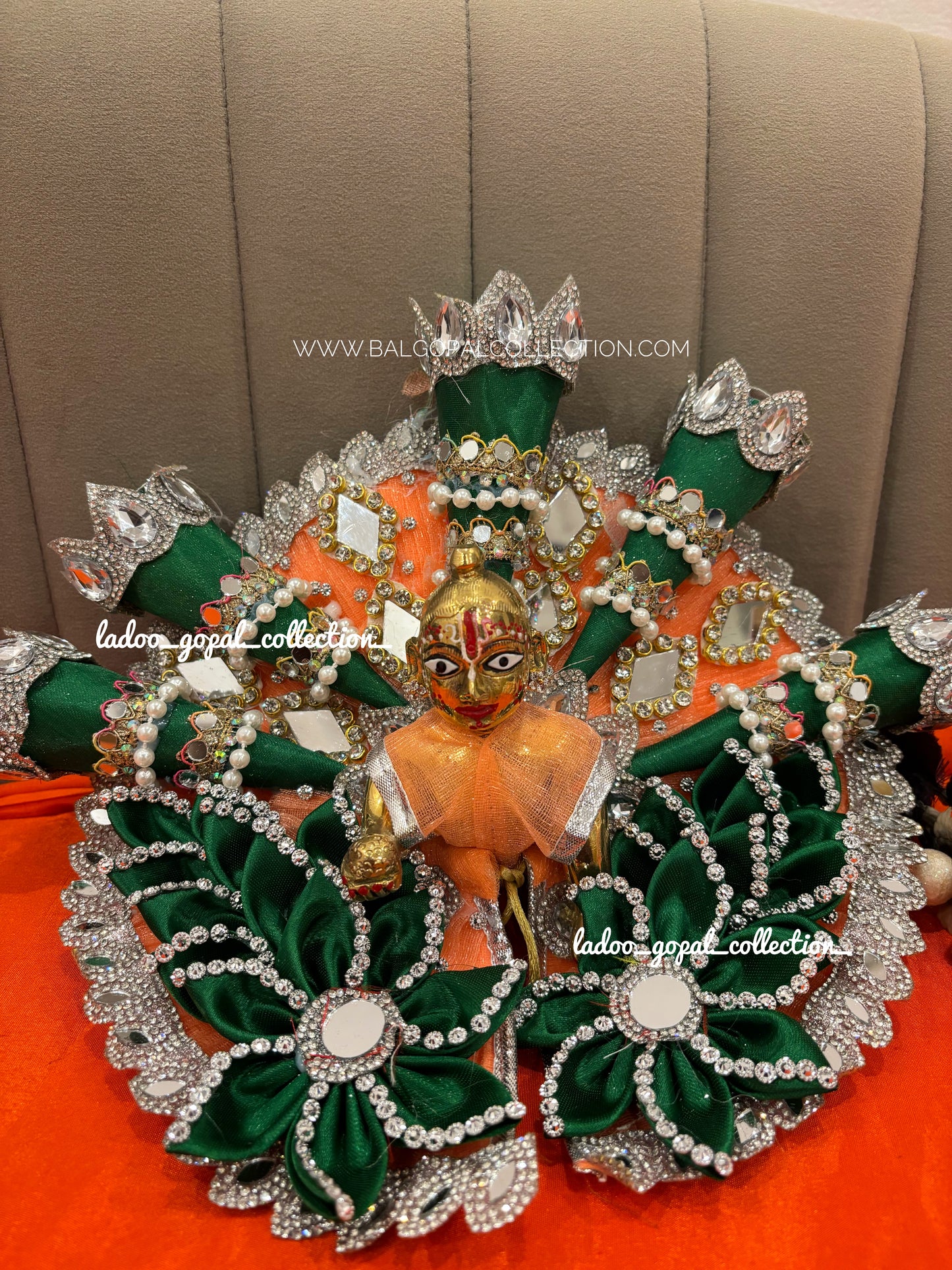 Mohan heavy poshak for laddu gopal