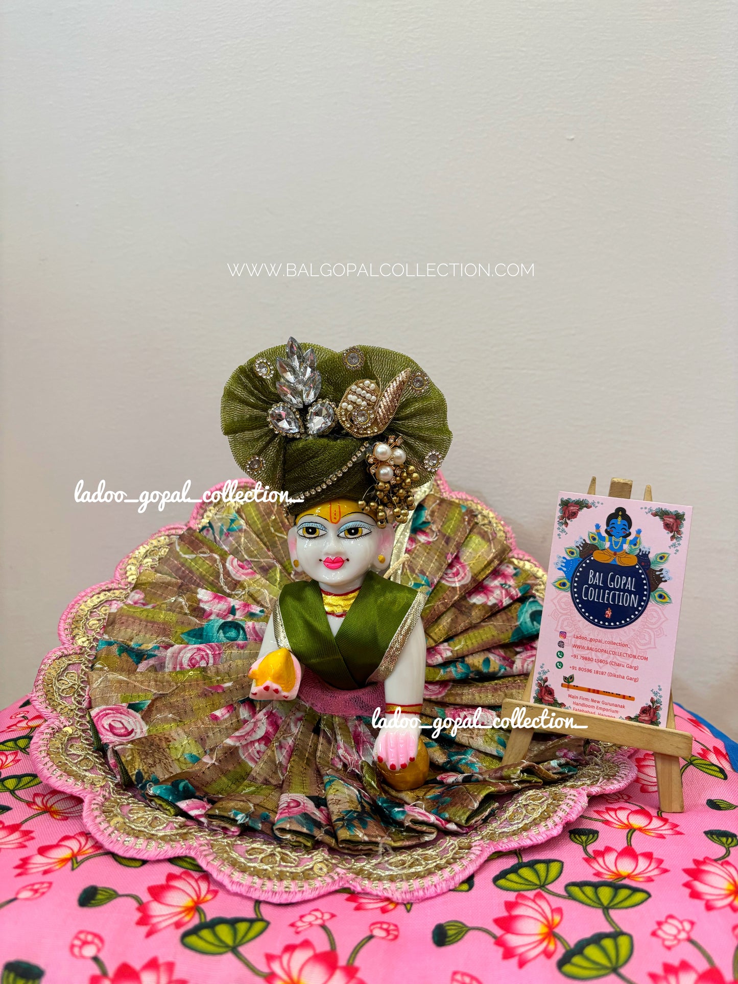 Mohini poshak for laddu gopal