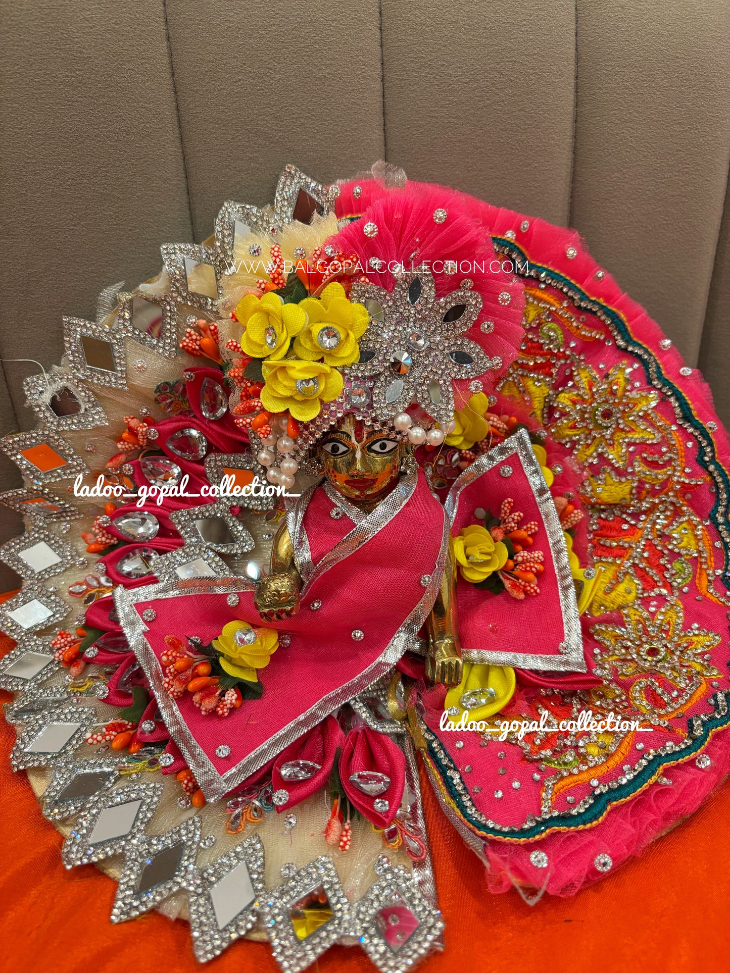 Mohak poshak for laddu gopal