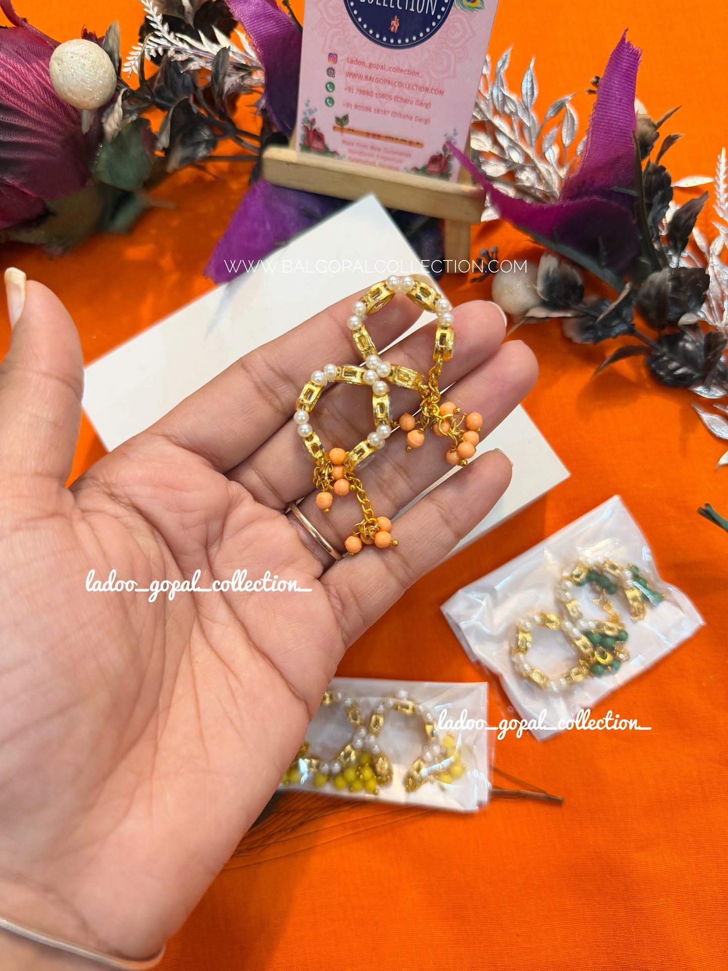 Kundan latkan bangles for laddu gopal