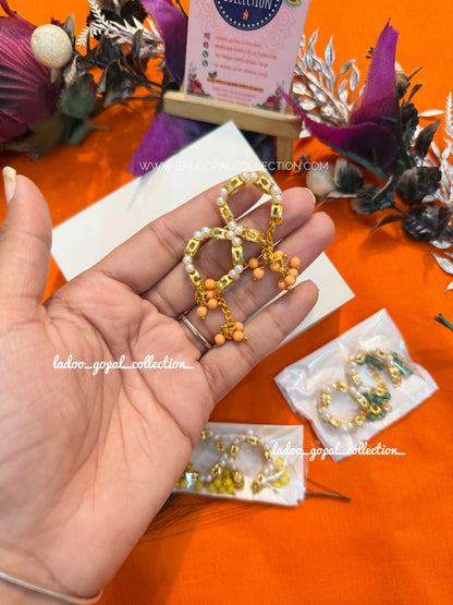 Kundan latkan bangles for laddu gopal