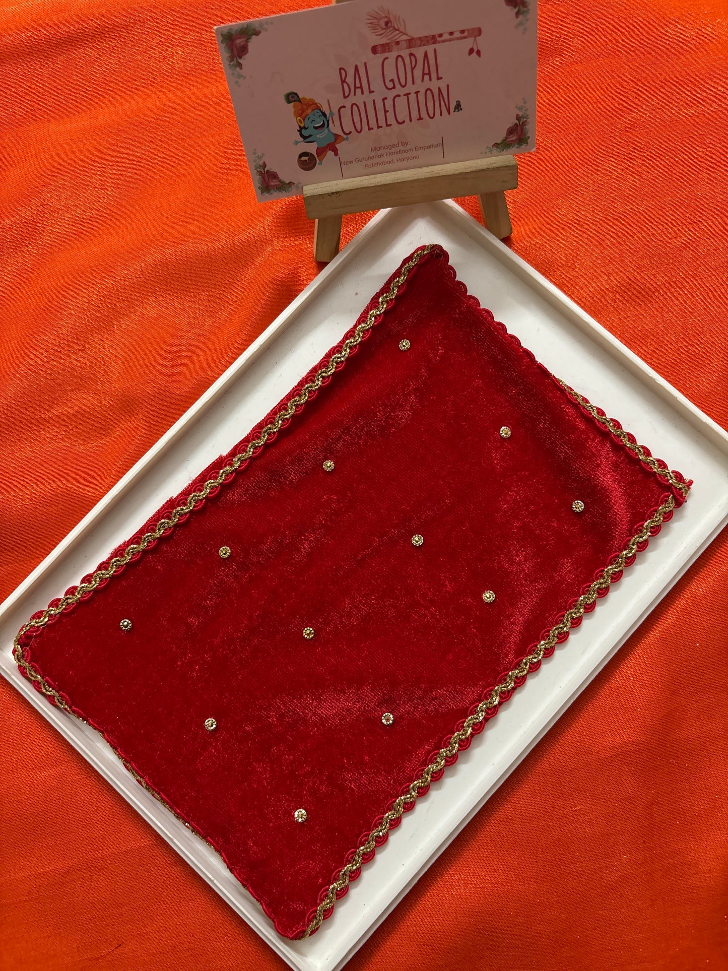 Velvet shawl for laddu gopal