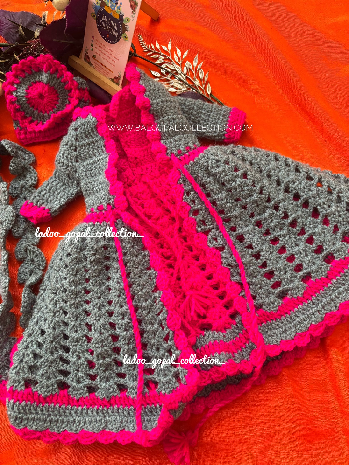 Woollen radha krishna poshak