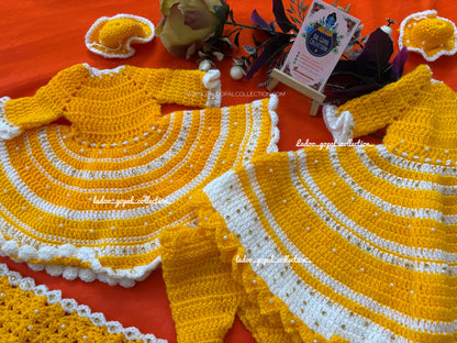 Woollen radha krishna poshak