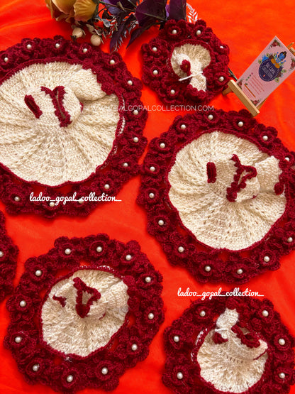 Heavy woollen poshak for laddu gopal