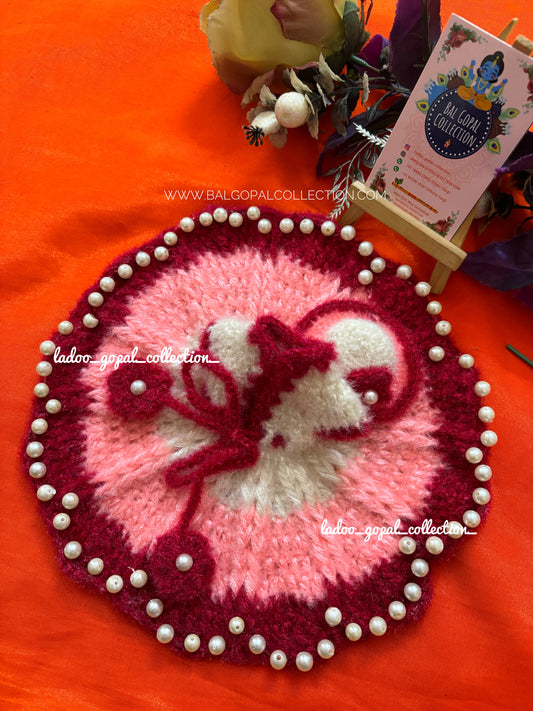 Woollen poshak size 4