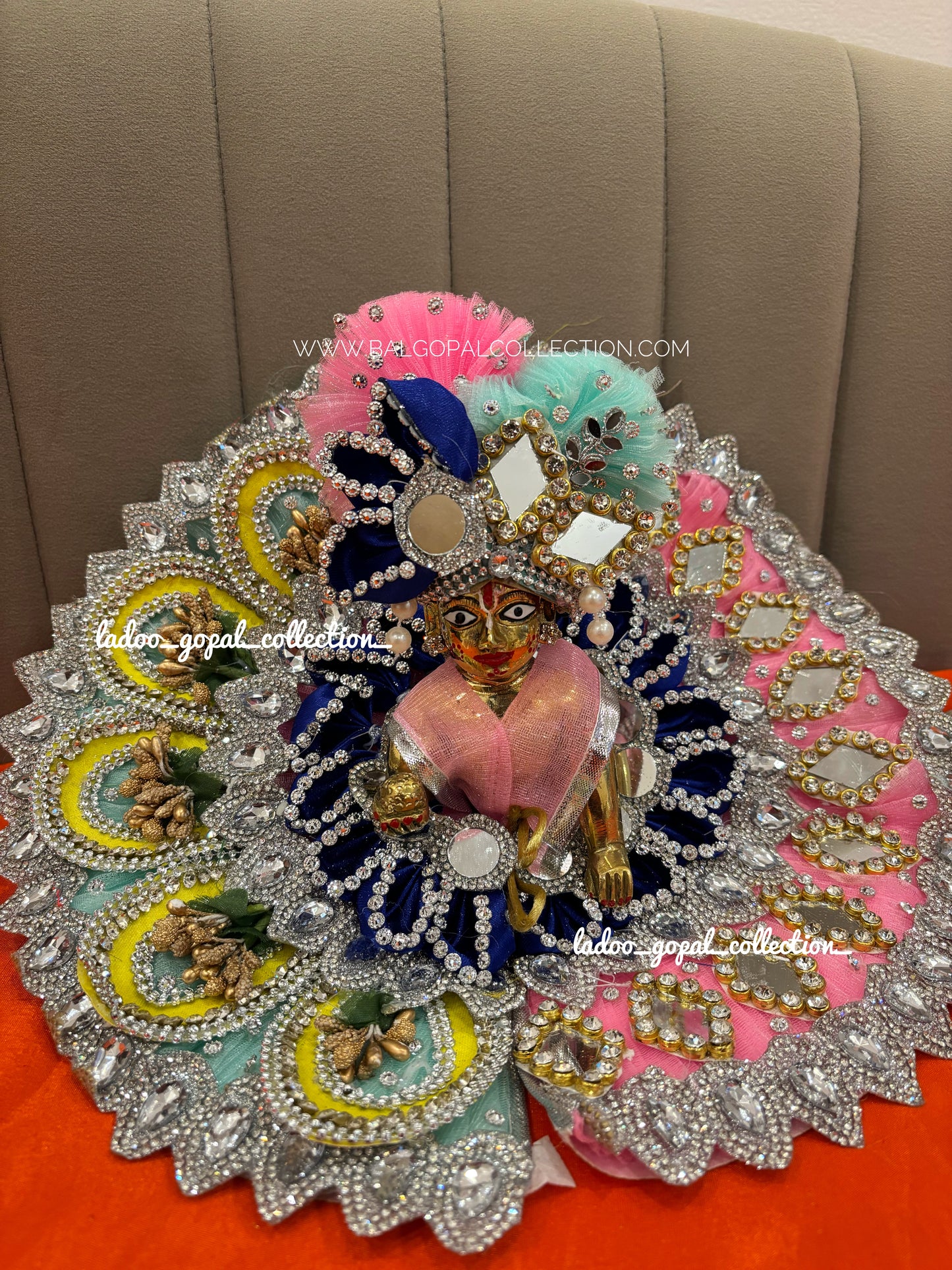 Mayuri poshak for laddu gopal