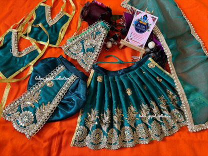 Heavy fabric Radha Krishna Poshak (7 inch)