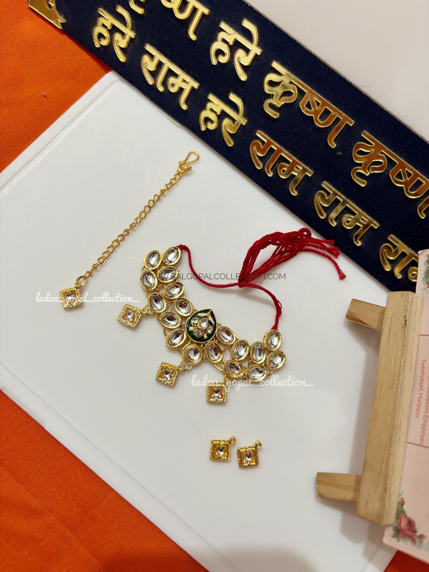 Shringar set for radha rani