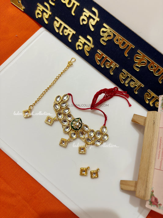 Shringar set for radha rani