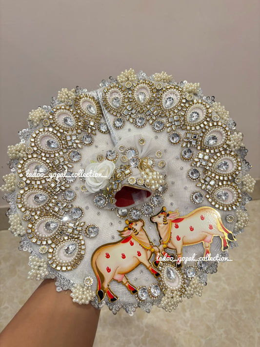 Heavy cow poshak for laddu gopal