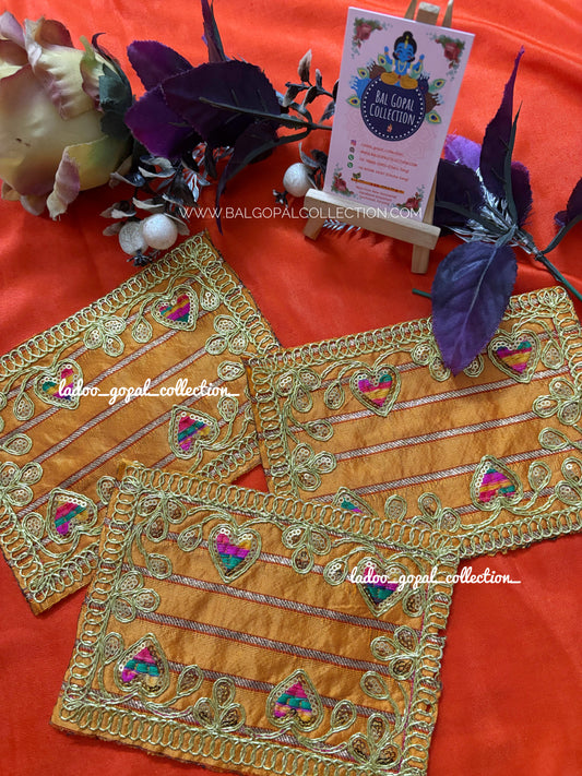 Aasan for mandir (set of 2)