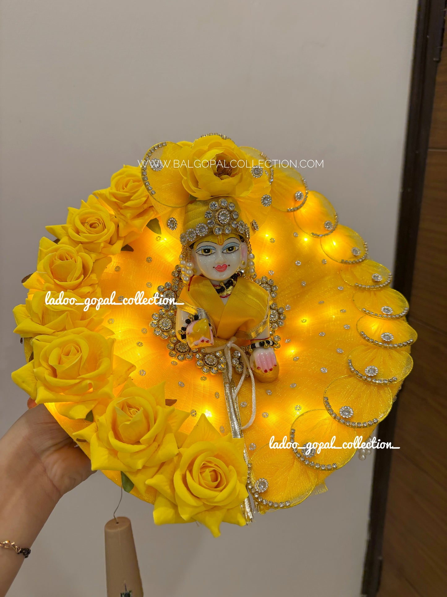 Pitambar Pushp Shringar – Janmashtami Special