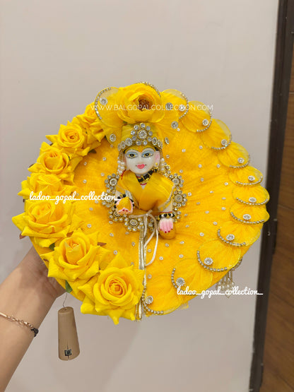 Pitambar Pushp Shringar – Janmashtami Special
