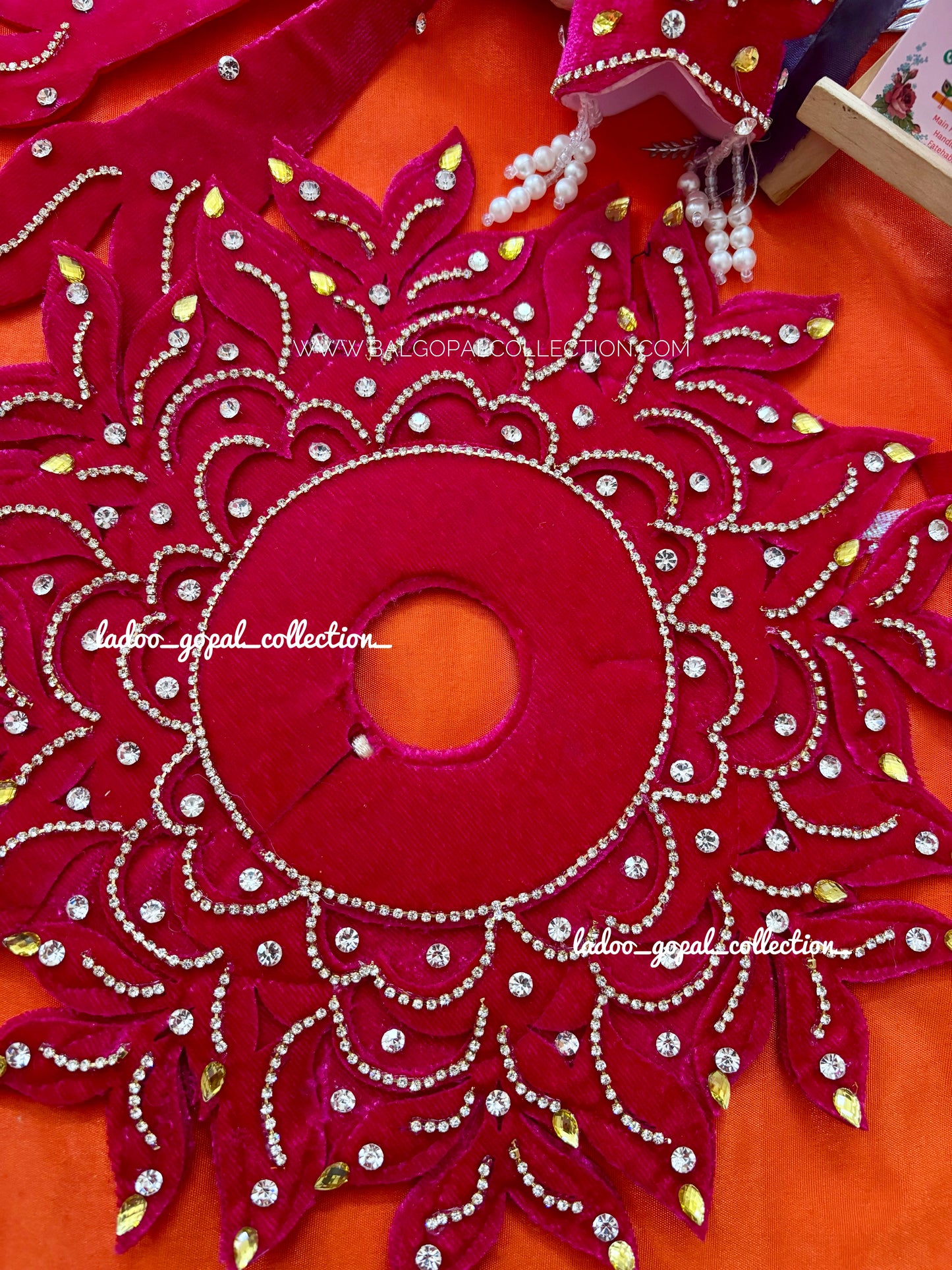 Velvet poshak for laddu gopal