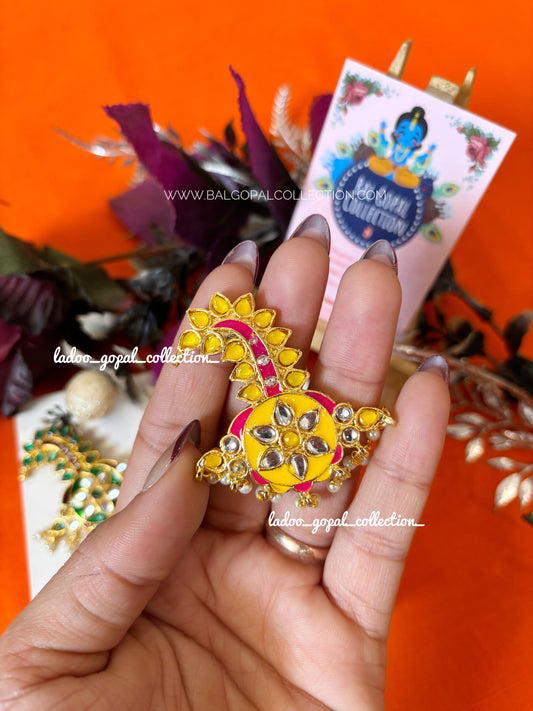 Premium meenakari kilangi for laddu gopal