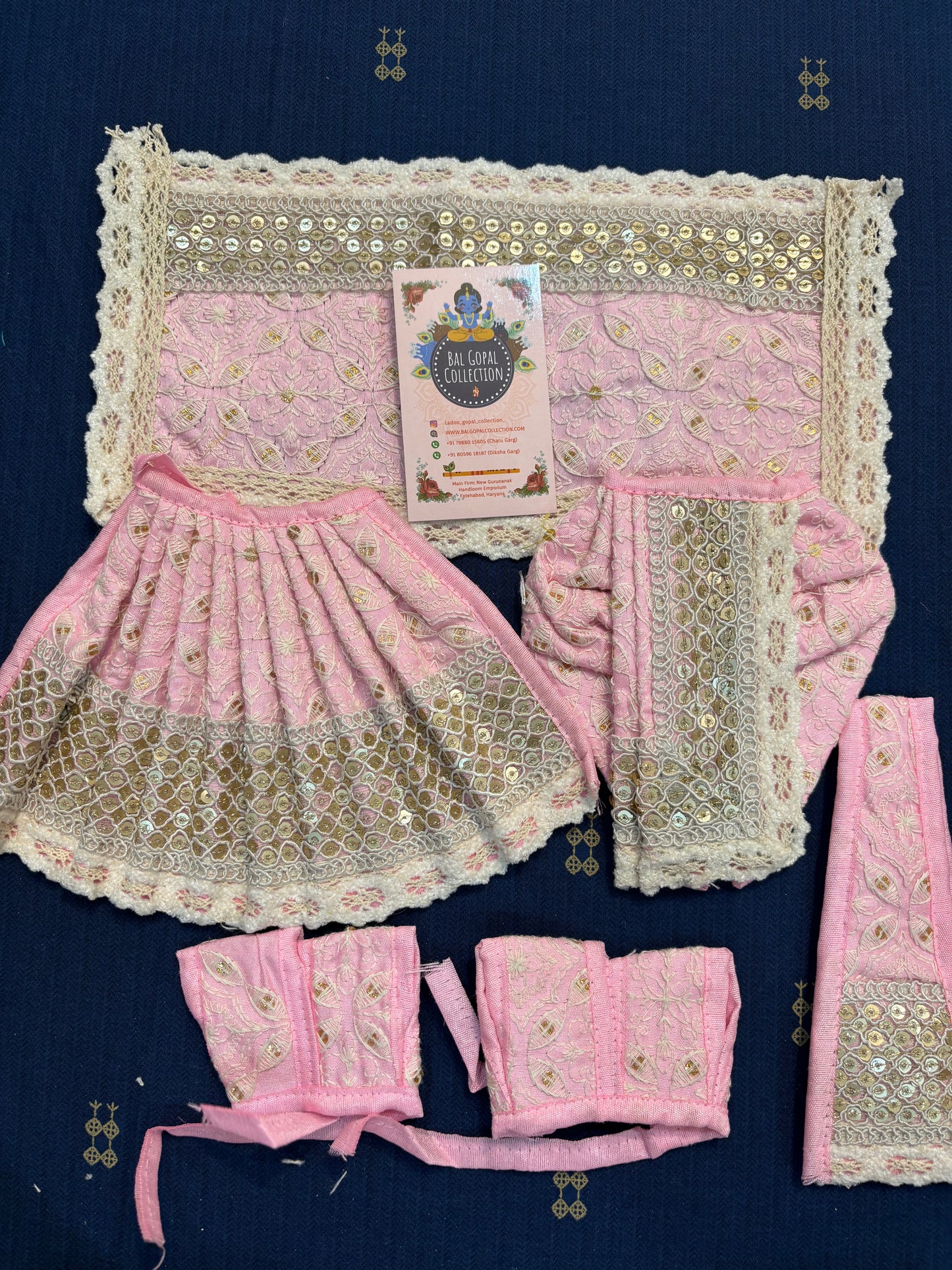 Fulhari radha krishna poshak (5 inches)