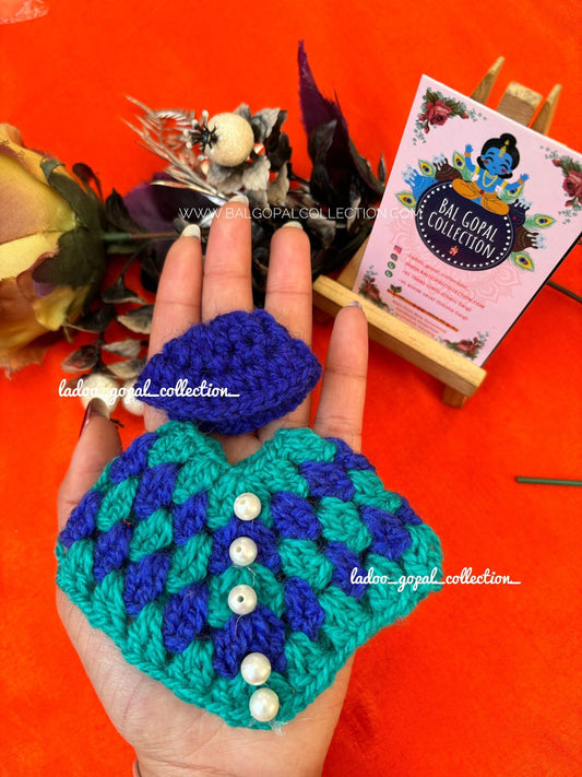 Woollen Ponchu for size 2-3