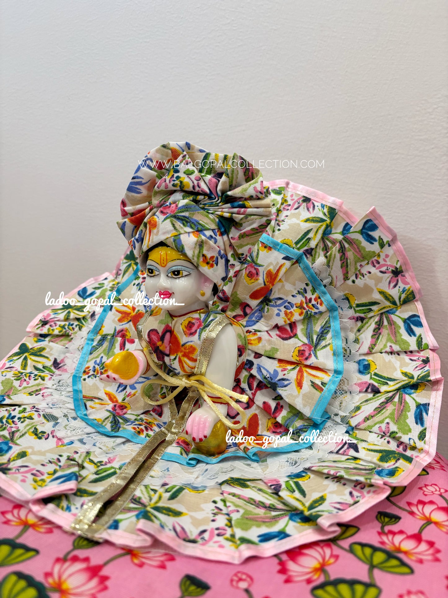 Double frill cotton poshak with pagdi
