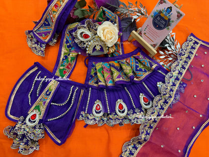 Navrang manmohak Radha Krishna Poshak