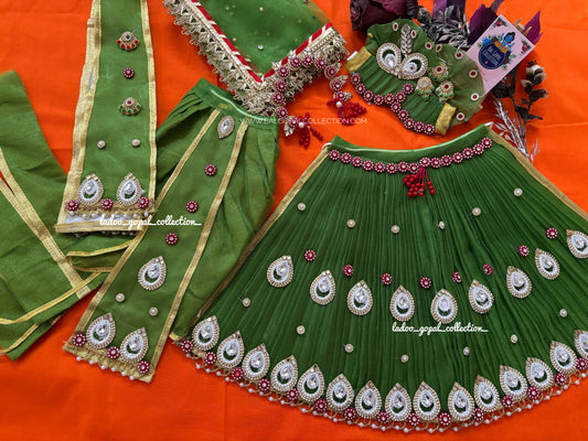 Radha-krishna Poshak (RK Set)