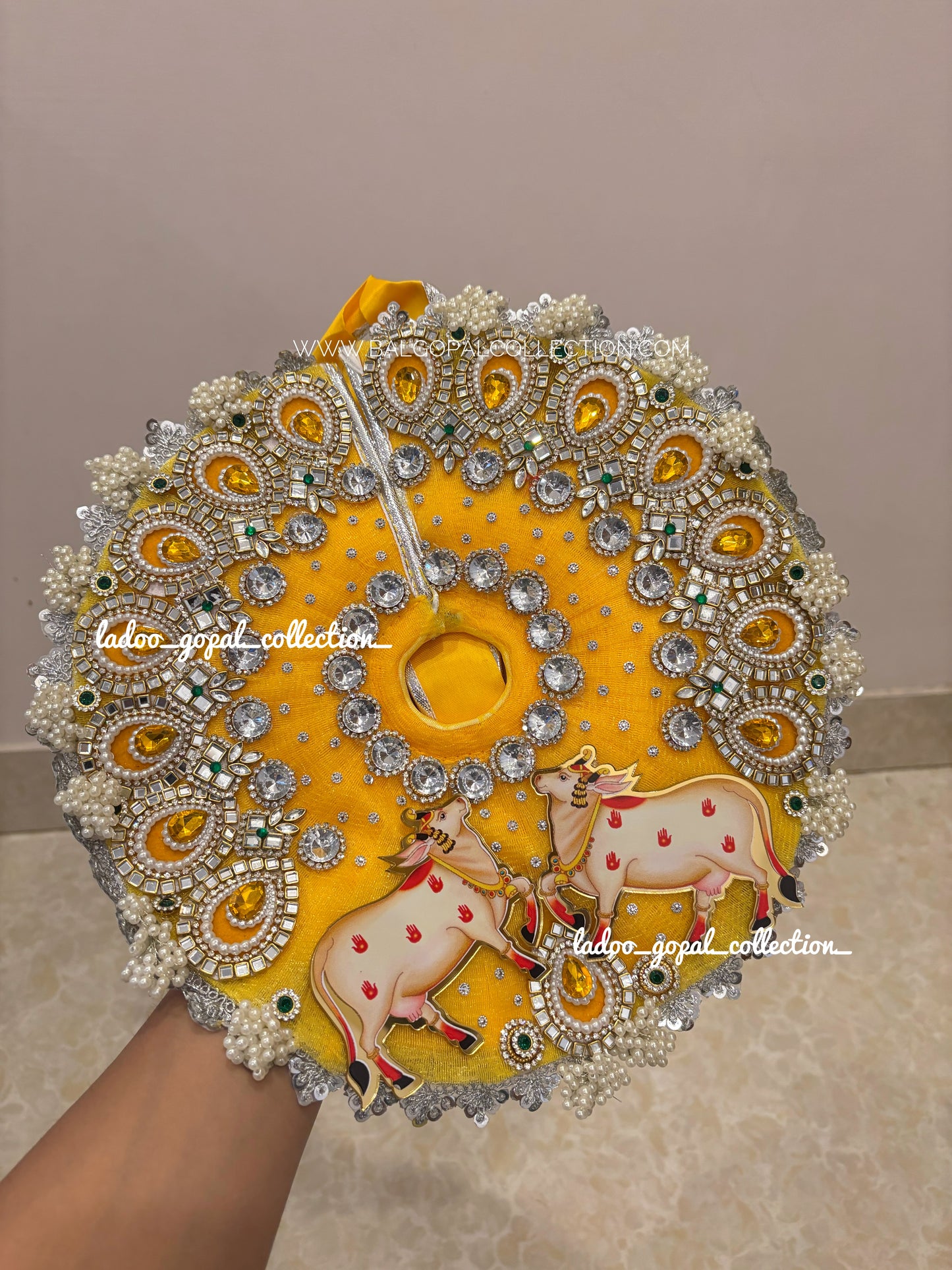 Heavy cow poshak for laddu gopal
