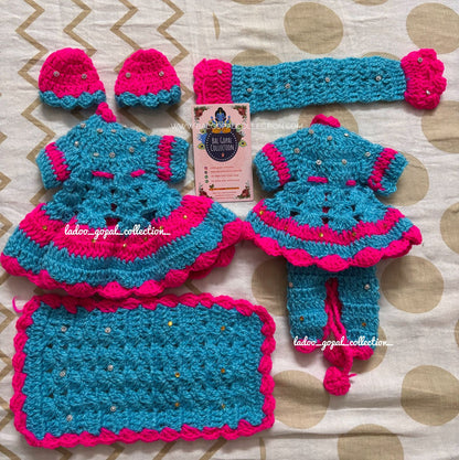 Woollen radha krishna poshak