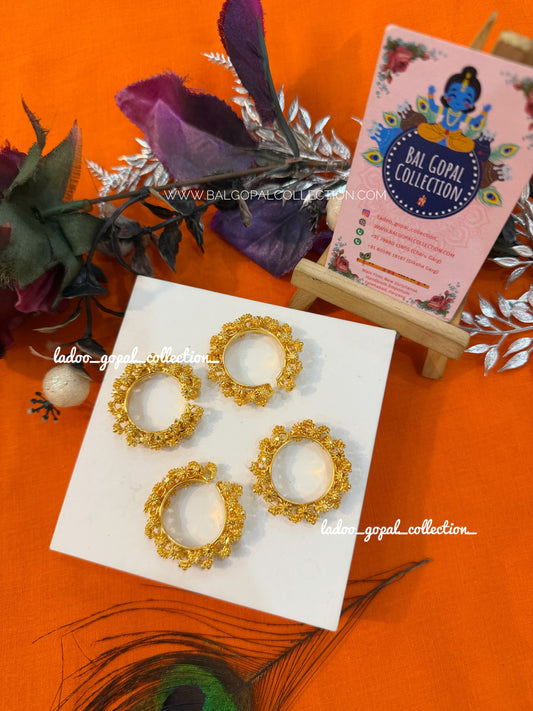 Heavy gold bangles for laddu Gopal