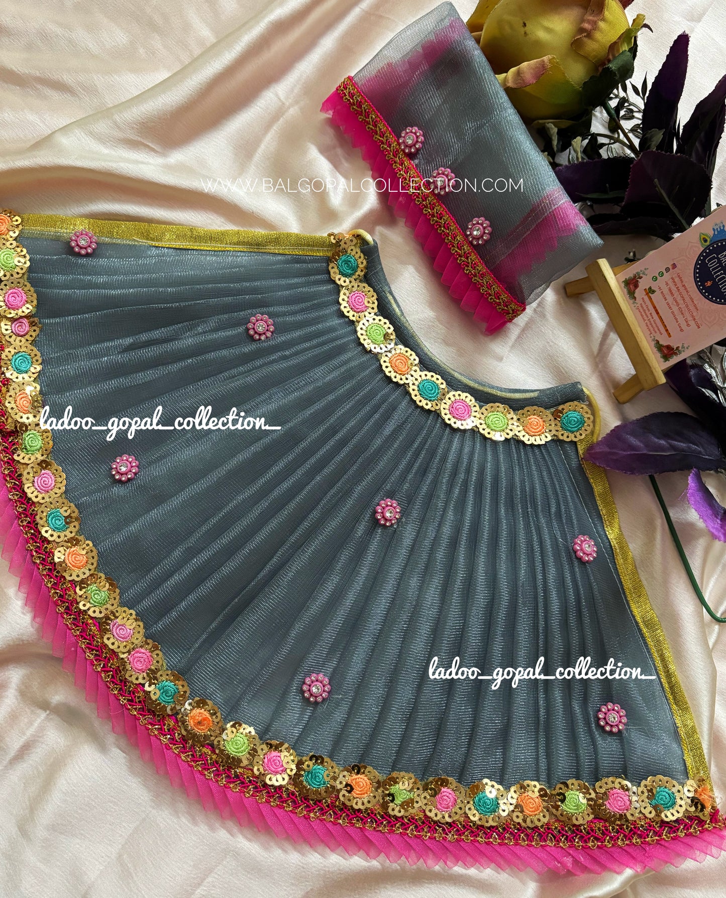 Lehnga Patka for Mata Rani
