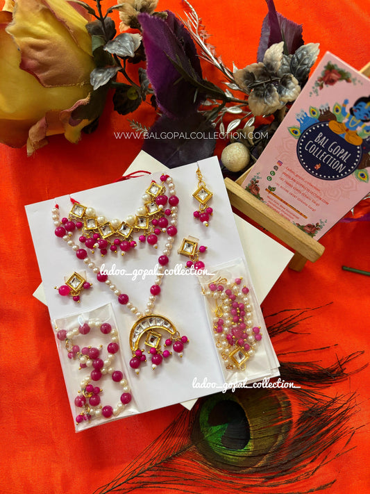 Shringar set for radha ji