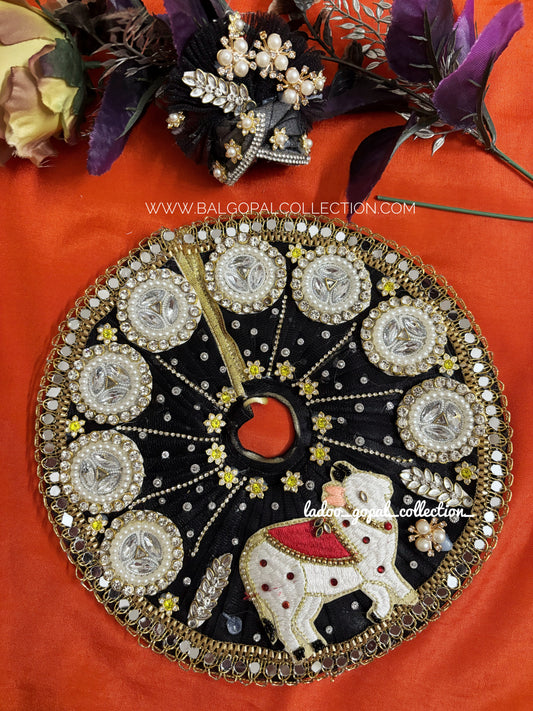 Cow poshak for laddu gopal