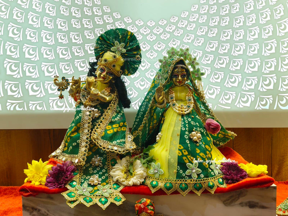 Radha-krishna Poshak (RK Set)