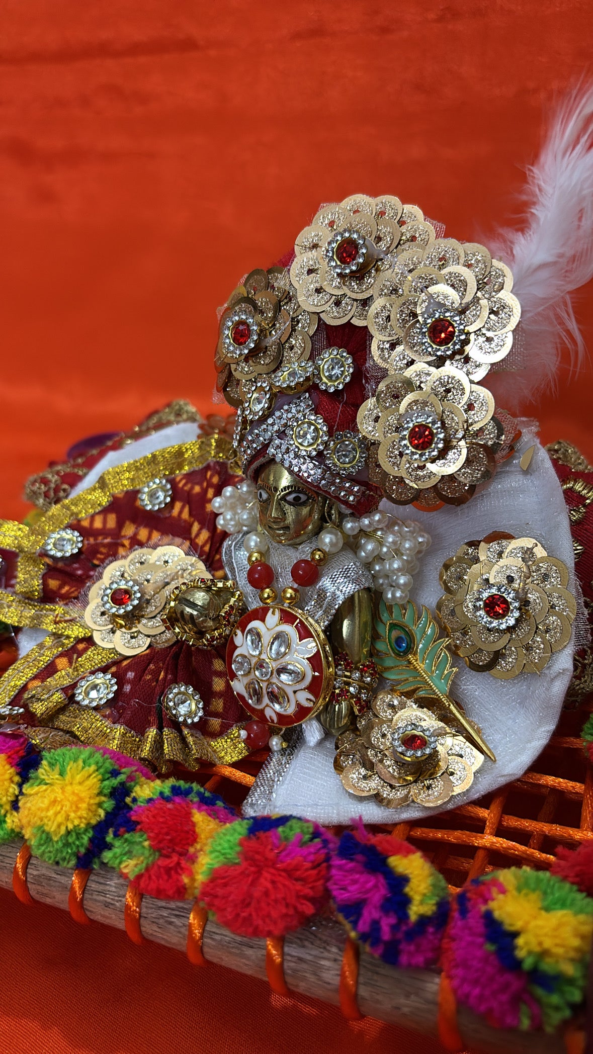 Red bow poshak with pagdi for laddu gopal