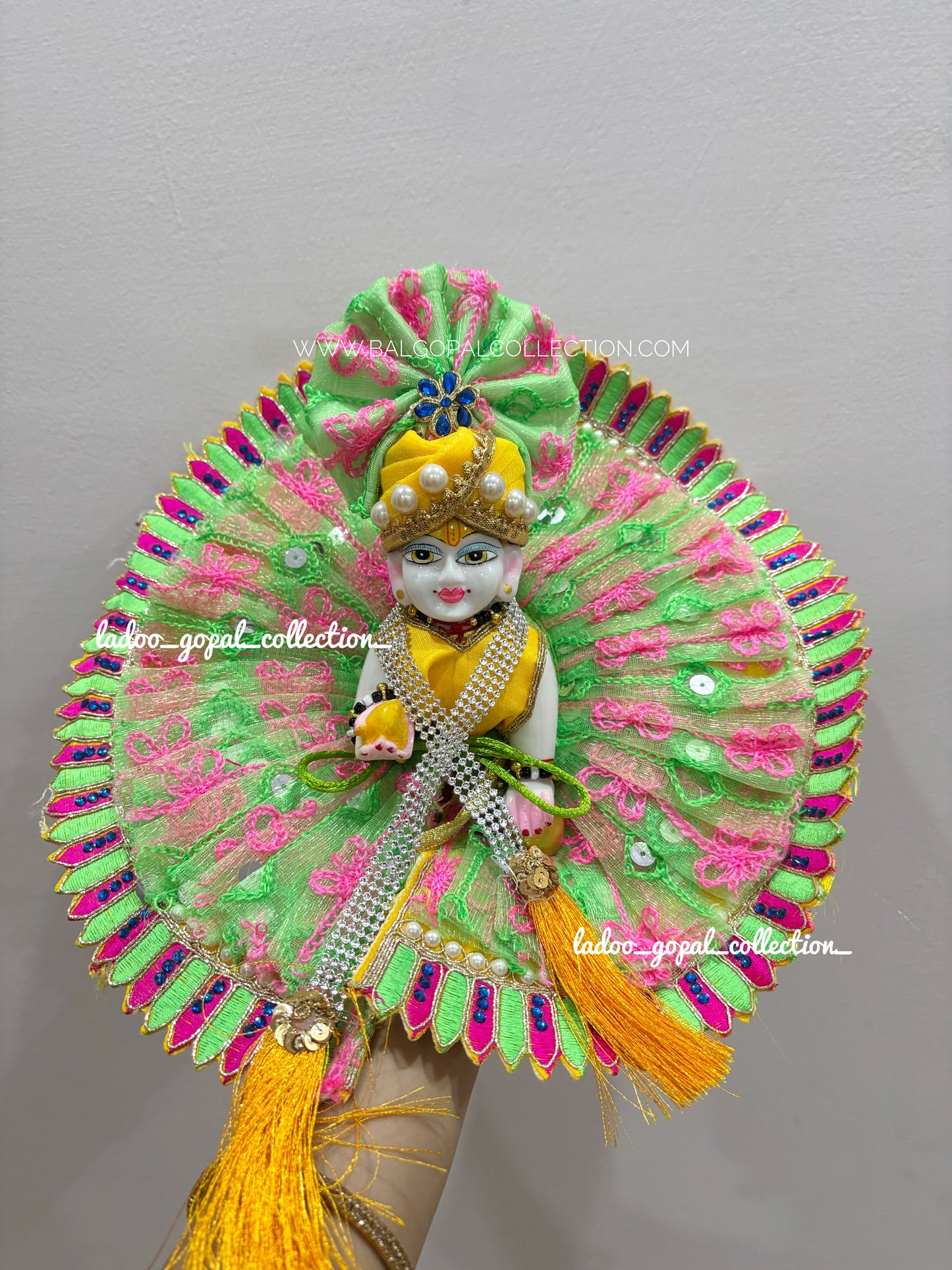 Green poshak for laddu gopal