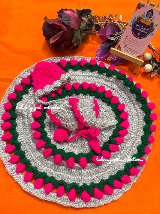 Woollen poshak for laddu gopal